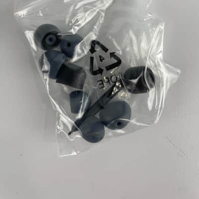 Shure SE215 Single Driver In-Ear Monitors, Clear image 4