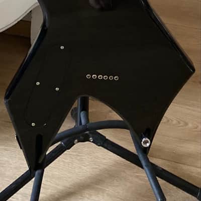 B.C. Rich WARLOCK 2010 - BLACK image 2