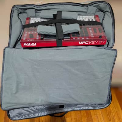 Akai MPC Key 37 2025 - Red image 3