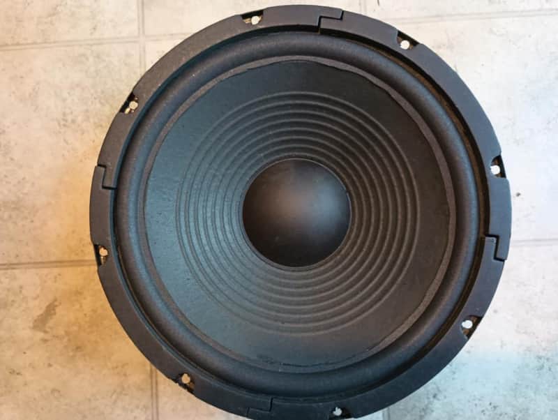 10 inch woofer in excellent condition - 2000's image 1