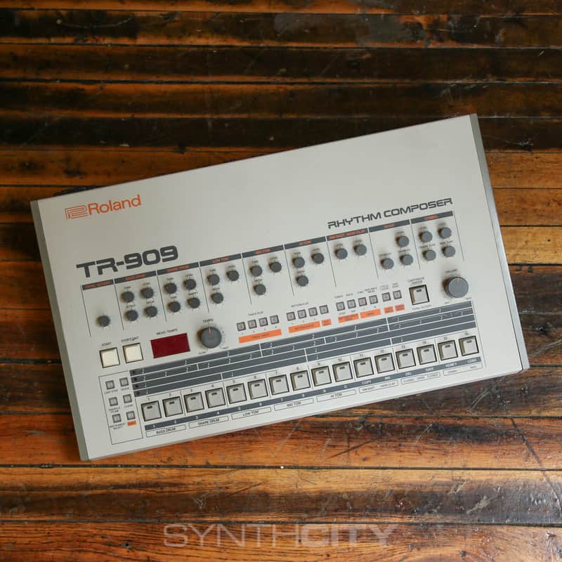Roland TR-909 Rhythm Composer - White image 1