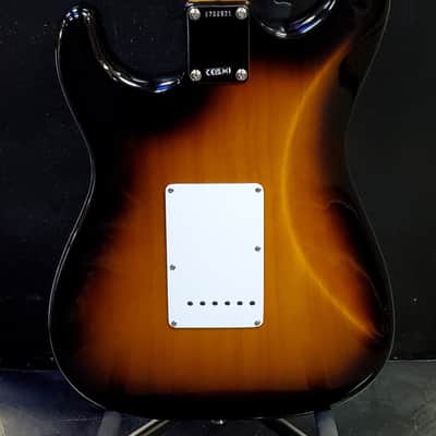 Fender 70th Anniversary American Vintage II '54 Stratocaster 2024 - 2-Color Sunburst image 8