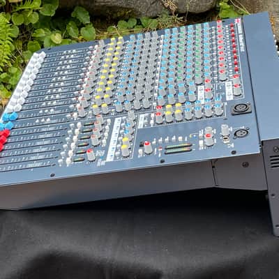Allen & Heath MixWizard WZ4 14:4:2 14-Input 4-Group Mixer 2014 - Present - Blue image 10