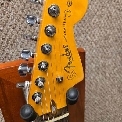 Fender American Professional II Jazzmaster with Rosewood Fretboard 2020 - Present - 3-Color Sunburst image 3