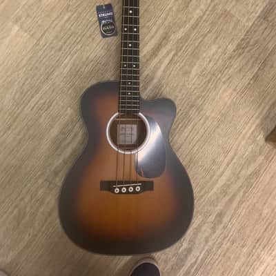 Martin 000C JR-10E Bass - Sunburst image 1