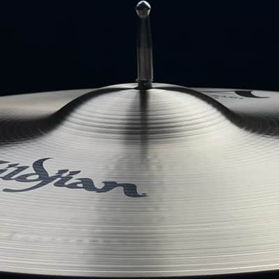 Zildjian 18" A Thin Crash Cymbal - 1275g image 6