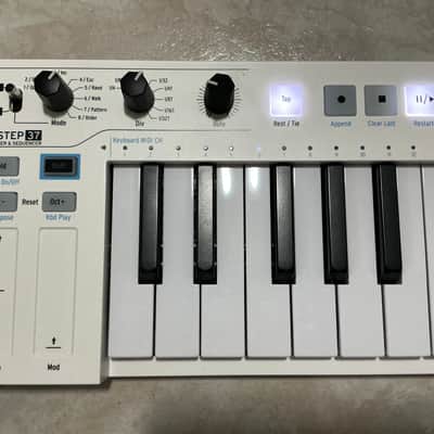 Arturia KeyStep 37 MIDI Controller & Sequencer – Like New w/ Decksaver & Box image 4