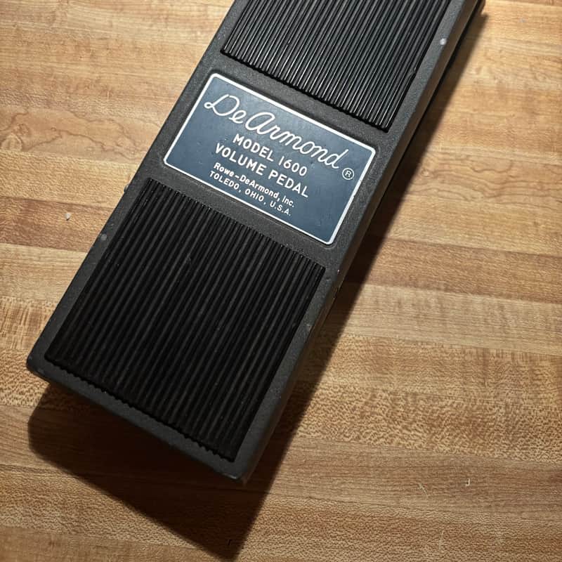 1960 s DeArmond Model 1600 Dark Grey