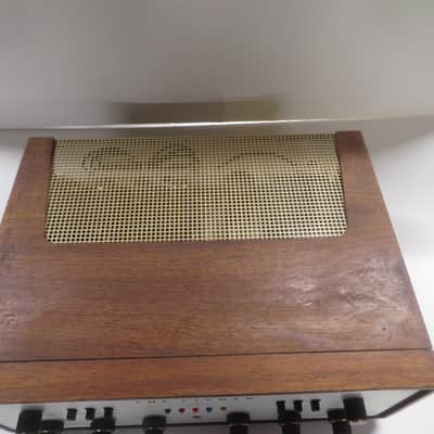 Fisher X 202B Integrated Amplifier early 1960's - Champagne finish image 2