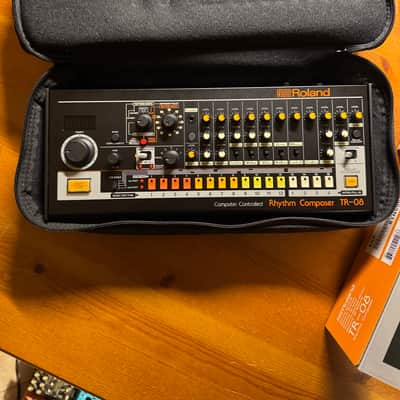 Roland Boutique Series TR-08 Analog Modeling Drum Machine 2017 - Present - Black