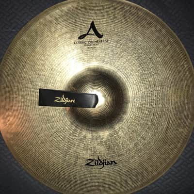 Zildjian 18" A Series Classic Orchestral Medium Heavy Cymbals (Pair) image 2