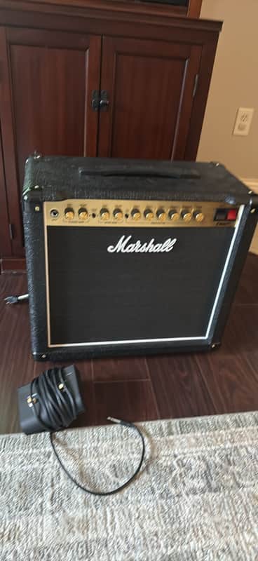 Marshall DSL20CR 2-Channel 20-Watt 1x12" Guitar Combo 2018 - Present - Black image 1