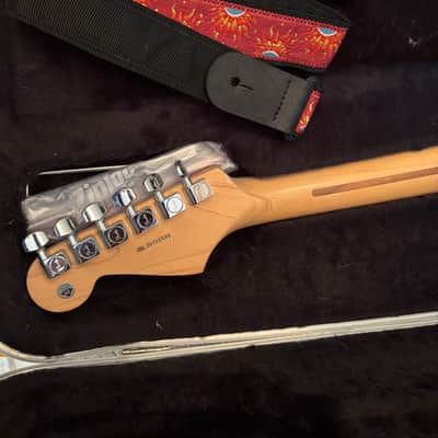 Fender 60th Anniversary American Series Stratocaster with Rosewood Fretboard 2006 - Blizzard Pearl image 4
