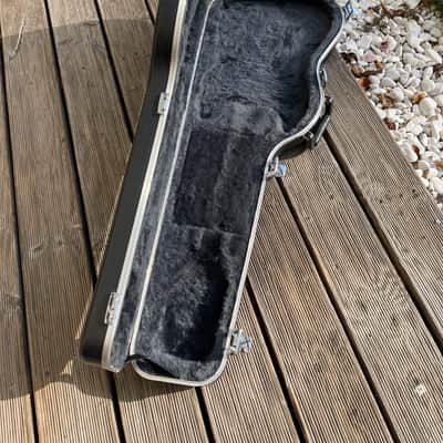 Fender "PLUS" Molded Electric Guitar Case 90's image 3