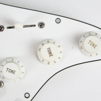 1993 Vintage Fender Stratocaster Plus Deluxe Loaded PICKGUARD Lace Sensor Pickups TBX Tone USA Strat 1990s image 5