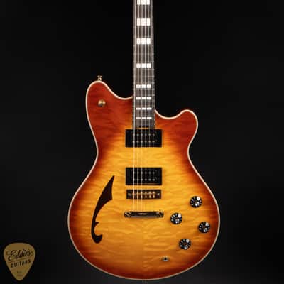 2024 - EVH SA-126 Special QM - Tobacco Burst image 3