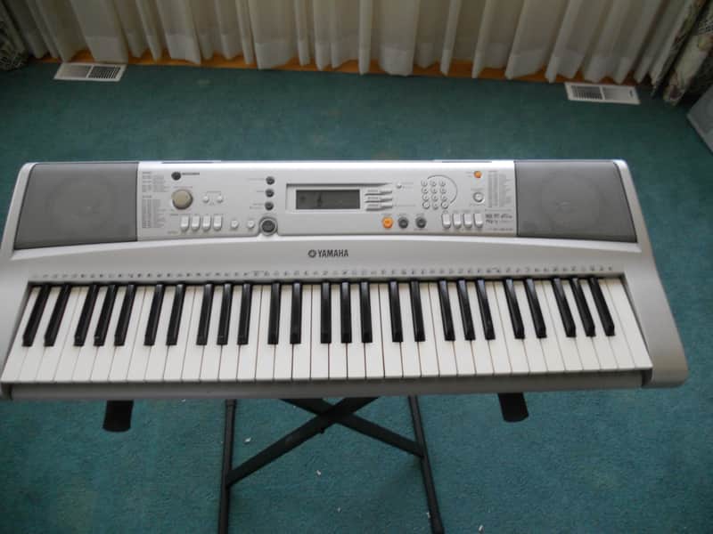 Yamaha PSR E303 | Reverb Canada