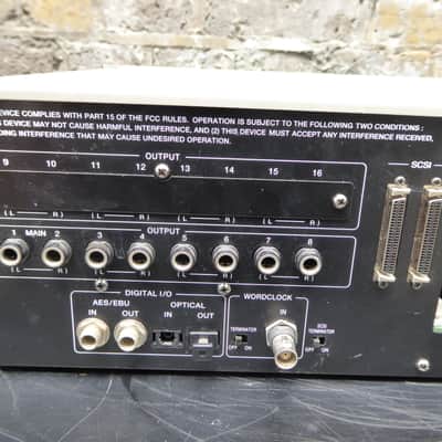 Akai S5000 MIDI Stereo Digital Sampler 1998 - White - FULL RAM - EX image 7