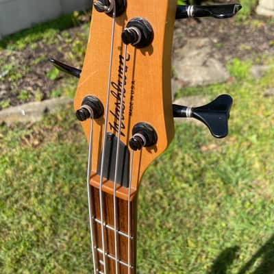 Washburn XB-900 - Red image 3