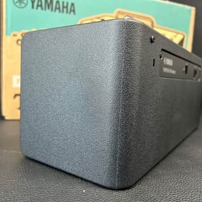 Yamaha THR10II-WL 20-Watt 2x3" Wireless Stereo Digital Modeling Guitar Combo 2019 - Present - Tan image 4