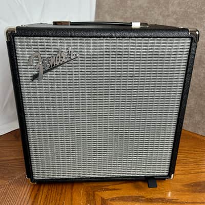 Fender Rumble 25 V3 25-Watt 1x8" Bass Combo image 2