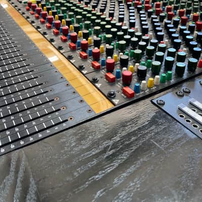 Trident Series 80C Console image 8