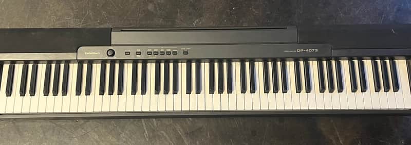 88 key Digital Piano Keyboard RadioShack DP-4073 image 1