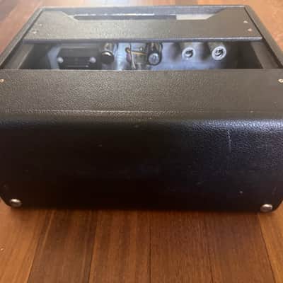 Fender Vibro Champ 6-Watt 1x8" Guitar Combo 1964 - 1967 - Black Panel image 6