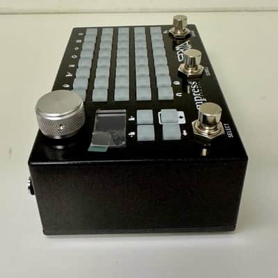 Empress Zoia Compact Grid Controller image 4