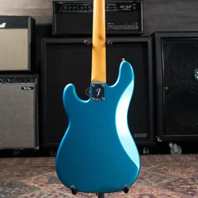 Fender Vintera III Late '60s Precision Bass - Lake Placid Blue with Gig Bag image 8