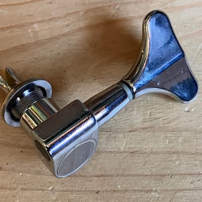 Single Ibanez Soundgear Gio GSR180 Bass Guitar Bass Side Tuning Peg / Head 2015 image 2