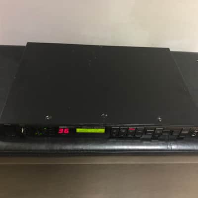 Yamaha SPX1000 Professional Multi-Effect Processor 1990s - Black image 5