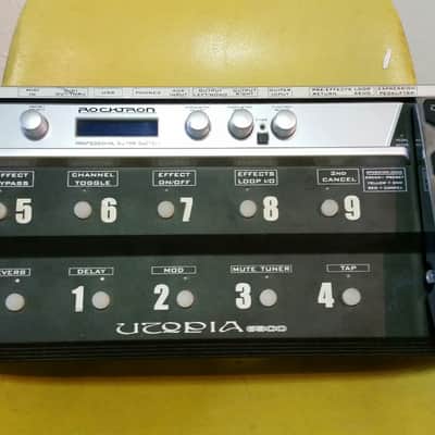 Rocktron Utopia G300 Multi-Effects Pedalboard (w/ Bag) image 1