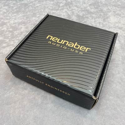 Neunaber Audio Iconoclast Speaker Emulator 2010s - Black/Gold image 4