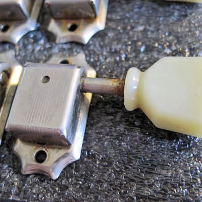 Gibson Kluson Deluxe Single Ring Keystone Tuners Aged Nickel from Les Paul R9 1959 Historic Reissue image 14