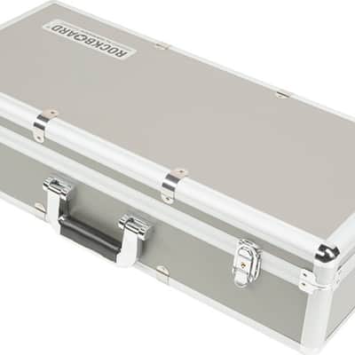 RockBoard TRES 3.2 Pedalboard, 23.5" x 9.25" w/ Flight Case image 7