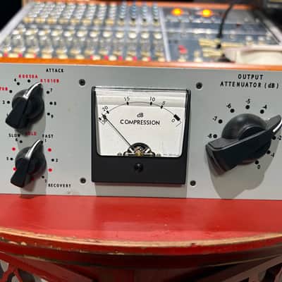 Chandler Limited RS124 Tube Compressor image 3