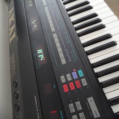 Akai AX80 analog synthesizer 1980s - Grey image 4
