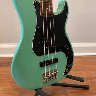 Fender Precision 2017 - Satin image 10