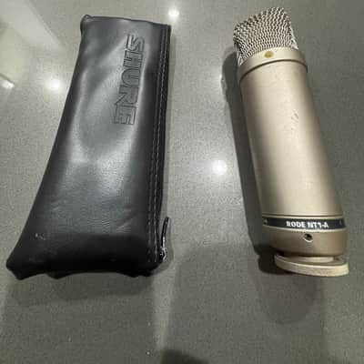 RODE NT1-A Large Diaphragm Cardioid Condenser Microphone 2002 - Present - Silver