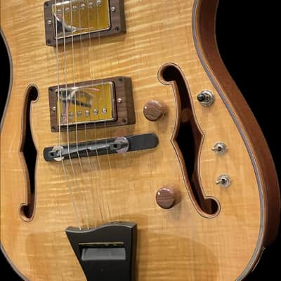 Maxey Archtop Lark Natural image 11