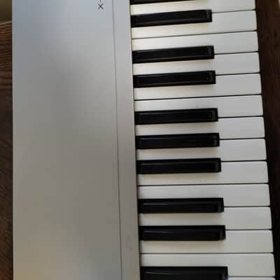 Novation X-Station 61-Key 8-Voice Synthesizer with USB Interface 2004 - Silver image 3