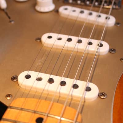 1992 Fender USA Custom Shop '54 Stratocaster Reissue 2 Tone Sunburst image 10