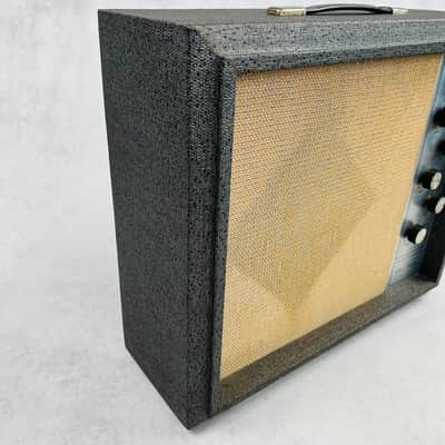 Silvertone Model 1482 1x12" Combo Amplifier 1960s - Gray image 7