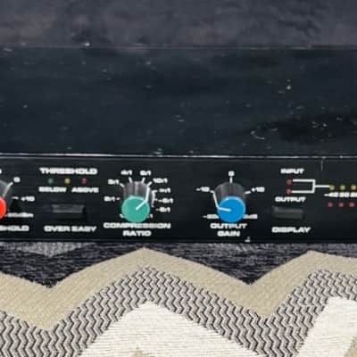 dbx 160XT Compressor / Limiter 2000s - Black image 2