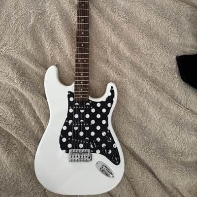 Squier x Angine de Poitrine image 4