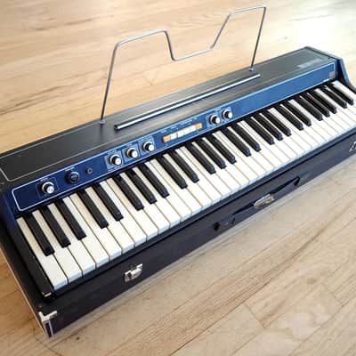 Roland EP-30 61-Key Electronic Piano