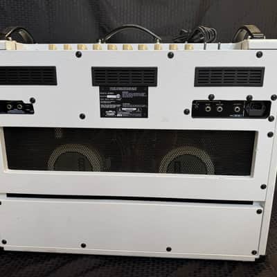 Vox AC 30C2, 30-Watt, 2 x 12" Guitar Combo Amp Limited Edition White Bronco image 7