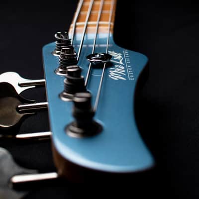 Mike Lull MV4 Left handed Bass 2009 Lake Placid Blue image 2