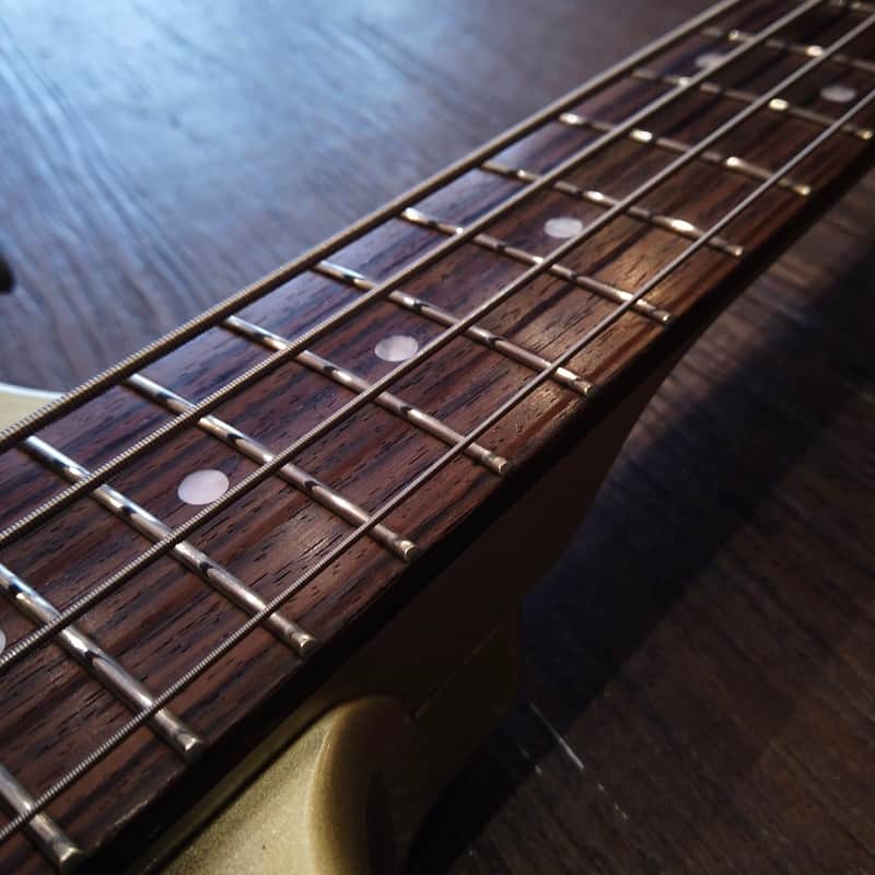 Burny (Fernandes) WSB-80EV Eins:Vier Luna Signature Bass Burny (Fernandes) WSB-80EV Eins:Vier Luna Signature Bass